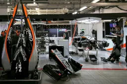 Force India in no rush to confirm second driver