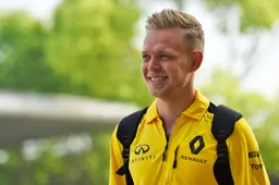 Magnussen hoping Renault contract talks begin soon