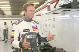 Van der Garde accepts F1 dream is over
