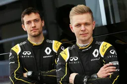Magnussen and Palmer in running for 2017 seat at Renault