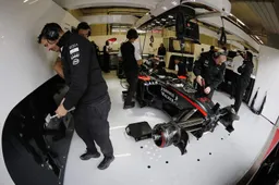 McLaren fit new Honda engines with no penalty