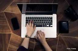 How to Write a Thesis While Studying at University