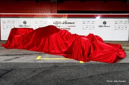 Alfa Romeo C38 breaks cover before testing begins