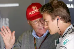 Lauda: Rosberg has to sort himself out
