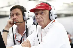 Lauda to quit Mercedes amid internal feuding?