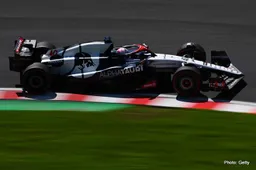 Lawson: Ricciardo thought he'd let me have another weekend