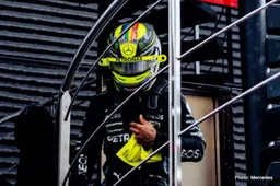 Hamilton: As Ayrton said, if you no longer go for a gap....