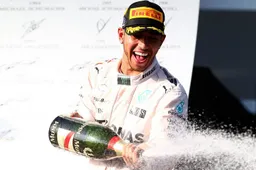 Australian GP Report: Hamilton starts title defence in style