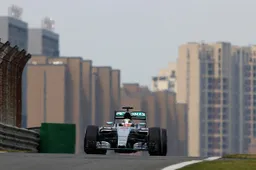 Shanghai FP1: Hamilton and Mercedes regain upper hand