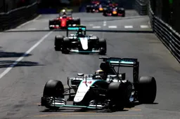 Briatore: Ferrari has not closed gap on Mercedes