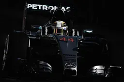 Barcelona Day 3: Hammer time for Hamilton
