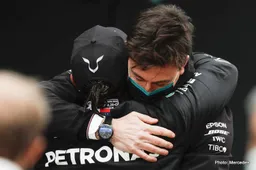 Wolff: Hamilton taking a new PU is a possibility