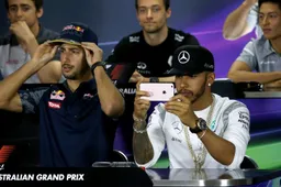 Hamilton disregards questions about Harley selfies