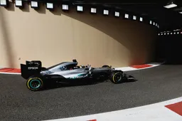 Yas Marina FP1: Hamilton from Rosberg stalked by Red Bulls