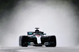 Hungary Qualifying: Hamilton rainmaster as Vettel slips up