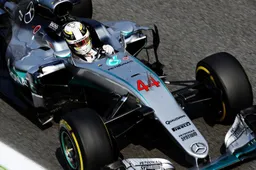 Monza Qualifying: Hamilton gives them a hammering