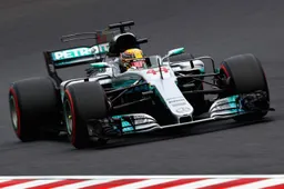Suzuka Qualifying: Hamilton heads Mercedes one-two