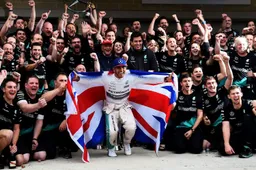 British bookmakers betting on Hamilton for F1 title