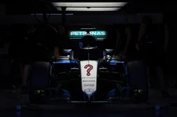 Lauda: Hiring a youngster is a risk