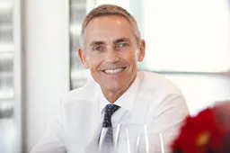 Whitmarsh to consult on F1 cost cutting