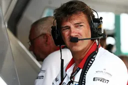 Marussia boss determined  to be on 2015 F1 grid