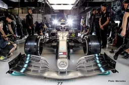 Mercedes new front wing for China not legal