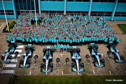 Minardi: Mercedes ready to sell the team