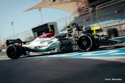 Drastically upgraded Mercedes in Bahrain, almost no sidepods
