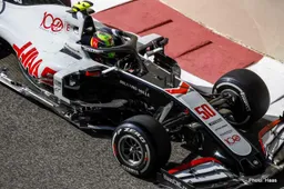 Steiner: Honoured to give Mick first official F1 outing