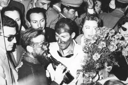 Motorsport world pays tribute to Stirling Moss