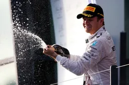 Sparkling wine replaces champagne on the F1 podium