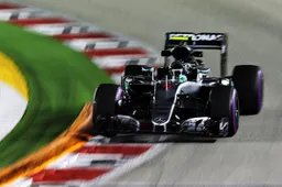 Singapore FP2: Rosberg bounces back as Hamilton hits trouble