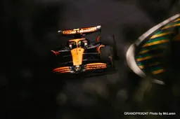 Sao Paulo Grand Prix Sprint: Piastri gifts Norris win, Verstappen P3