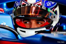 Alpine: No Mercedes exit clause in Ocon's new deal