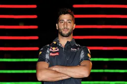 Ricciardo: At the moment there is no contact with Ferrari