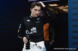 Piastri: Championship too close for McLaren to pick one over the other