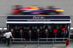 Calls mount to end F1 radio clampdown