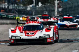 IMSA Long Beach: Penske Porsche make history