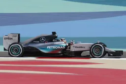 Bahrain FP3: Hamilton back in command but only just