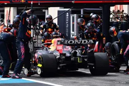 Verstappen gets a new PU without a grid penalty