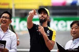 Ricciardo: No escape clause, I'm committed to Renault