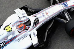 Kubica: I hold the steering wheel like holding a bird