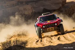 Dakar Day 6: Sainz leads at halfway mark