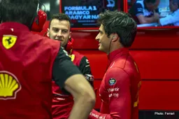 Mekies: Sainz's improved form doesn't make him team leader