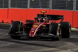 Singapore FP2: Sainz leads Ferrari one two