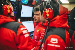 Sainz: I don’t feel Ferrari's leadership is light