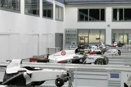 Sauber crisis deepens as staff payments late again