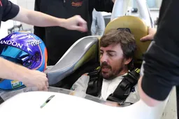 Video: Alonso has seat fitting for Indy 500 bid