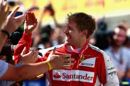 Can Vettel steal the F1 world title from Mercedes?