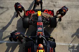 Verstappen: A big well done to the mechanics